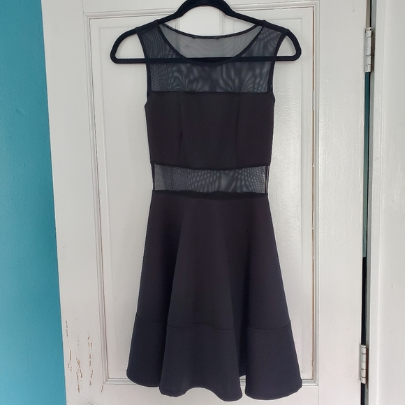 CLOSET CLOSING 7/31 GUESS Sheer Panel Black Skater Dress Small - Picture 3 of 8